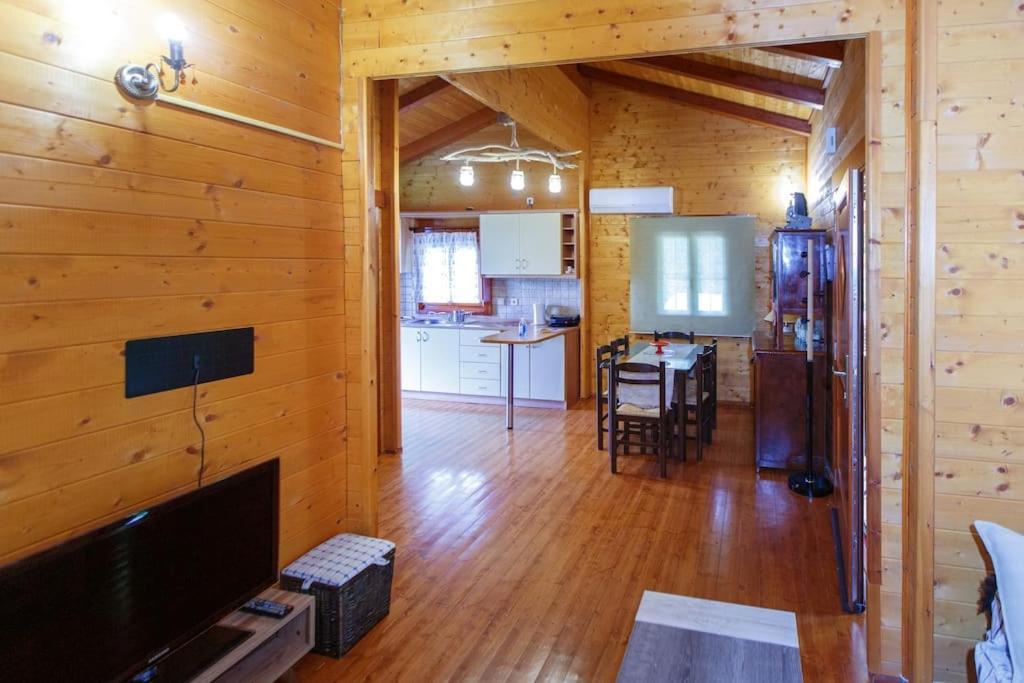 Wooden House In Ioannina